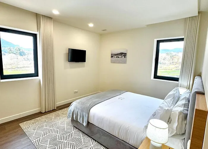 Families, Golf&Refined Outdoor Living * Ponte de Lima