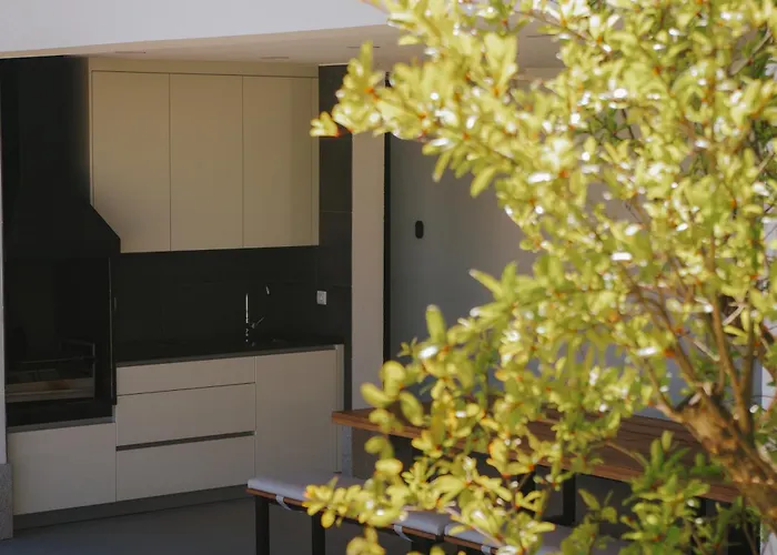 Families, Golf & Refined Outdoor Living 度假居