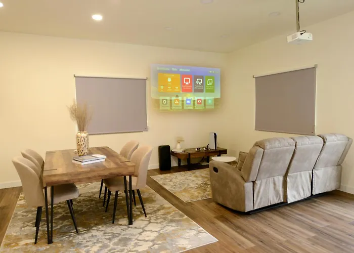 度假居 Families, Golf & Refined Outdoor Living *